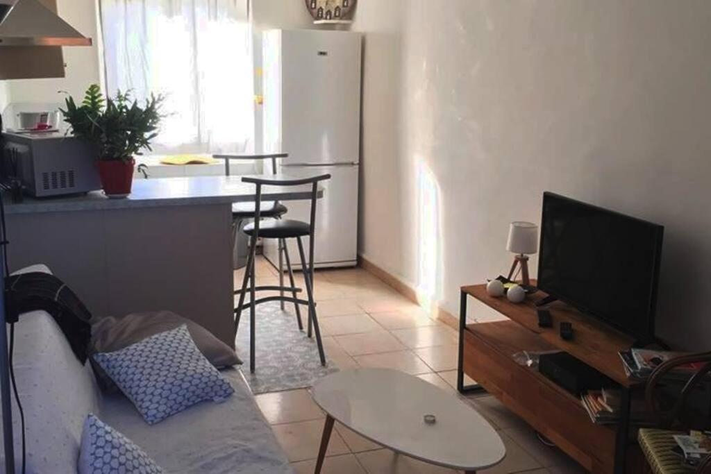 Fabienne Cote Jardins De La Fontaine Apartamento Nîmes Exterior foto